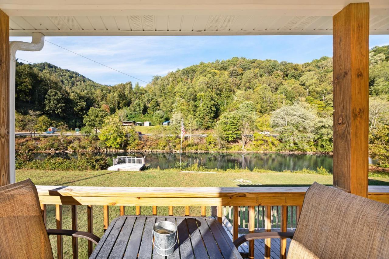 2 Bed 2 Bath Vacation Home In Whittier III Eksteriør bilde